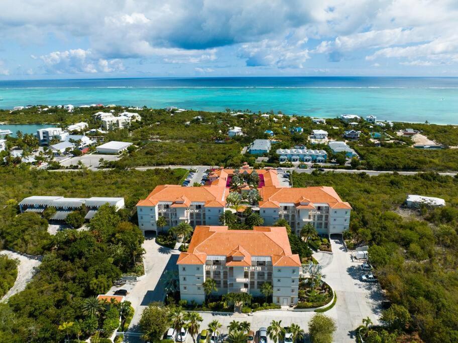 The Cottonwood House - Beach Villa Turtle Cove Luaran gambar